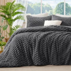 BEDELITE Fluffy Queen Comforter Set - Grey Fleece Soft Comforter for Queen Size Bed, Luxury Warm Bedding Set for Winter, Fuzzy Bed Set 3 Pieces (1 Comforter, 2 Pillowcases)