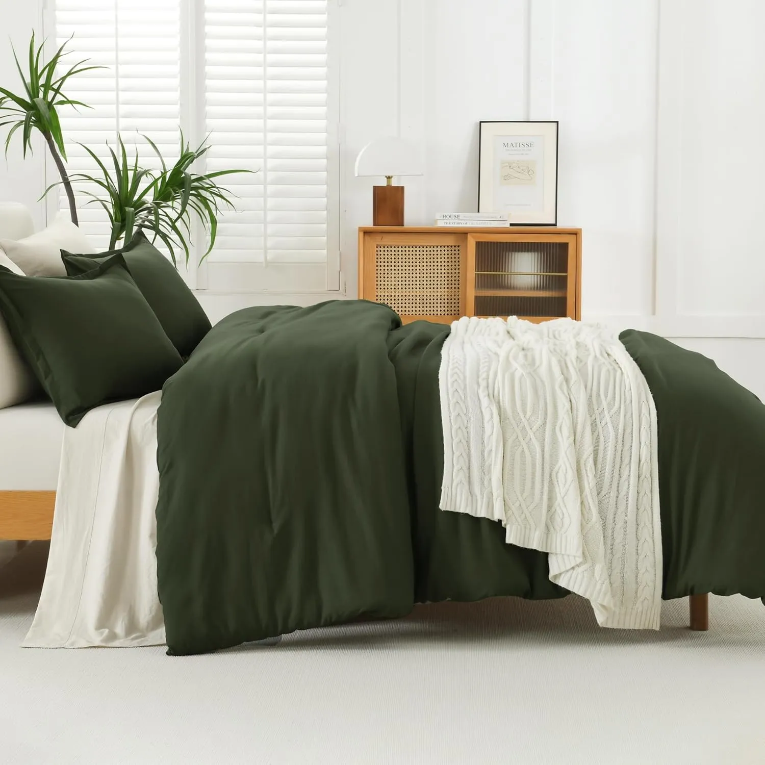Litanika Dark Olive Green Comforter Set King, 3 Pieces Solid Bedding Comforter Set, All Season Fluffy Bed Set (104x90In Comforter & 2 Pillowcases)