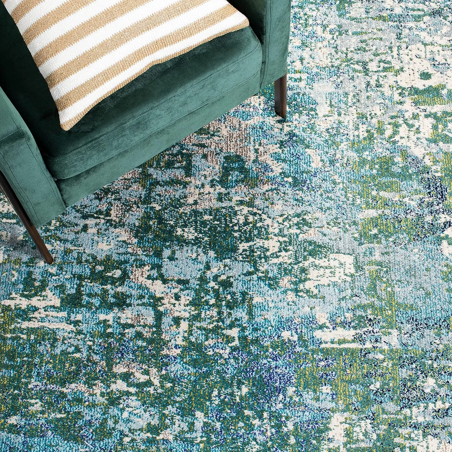 SAFAVIEH Area Rug 8x10 - Madison Collection - Large - Green & Turquoise, Modern Abstract Design, Non-Shedding & Easy Cleaning, Ideal for Living Room, Bedroom, Office, Dining Space (MAD471Y)