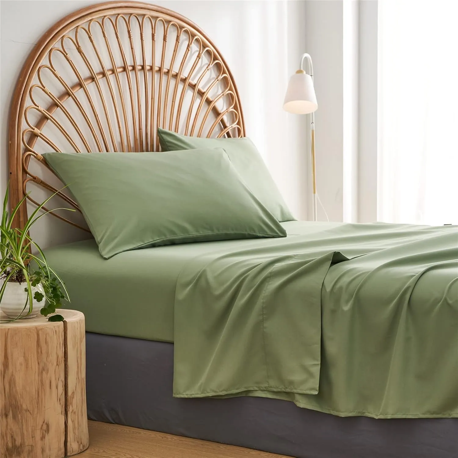 Sage Green Tufted Comforter Set Queen Size 7 Piece Bed in a Bag, Shabby Chic Boho Comforter and Sheet Set, Pom Pom Textured Bed Set, All Season Soft Microfiber Complete Bedding Set(Green,Queen)