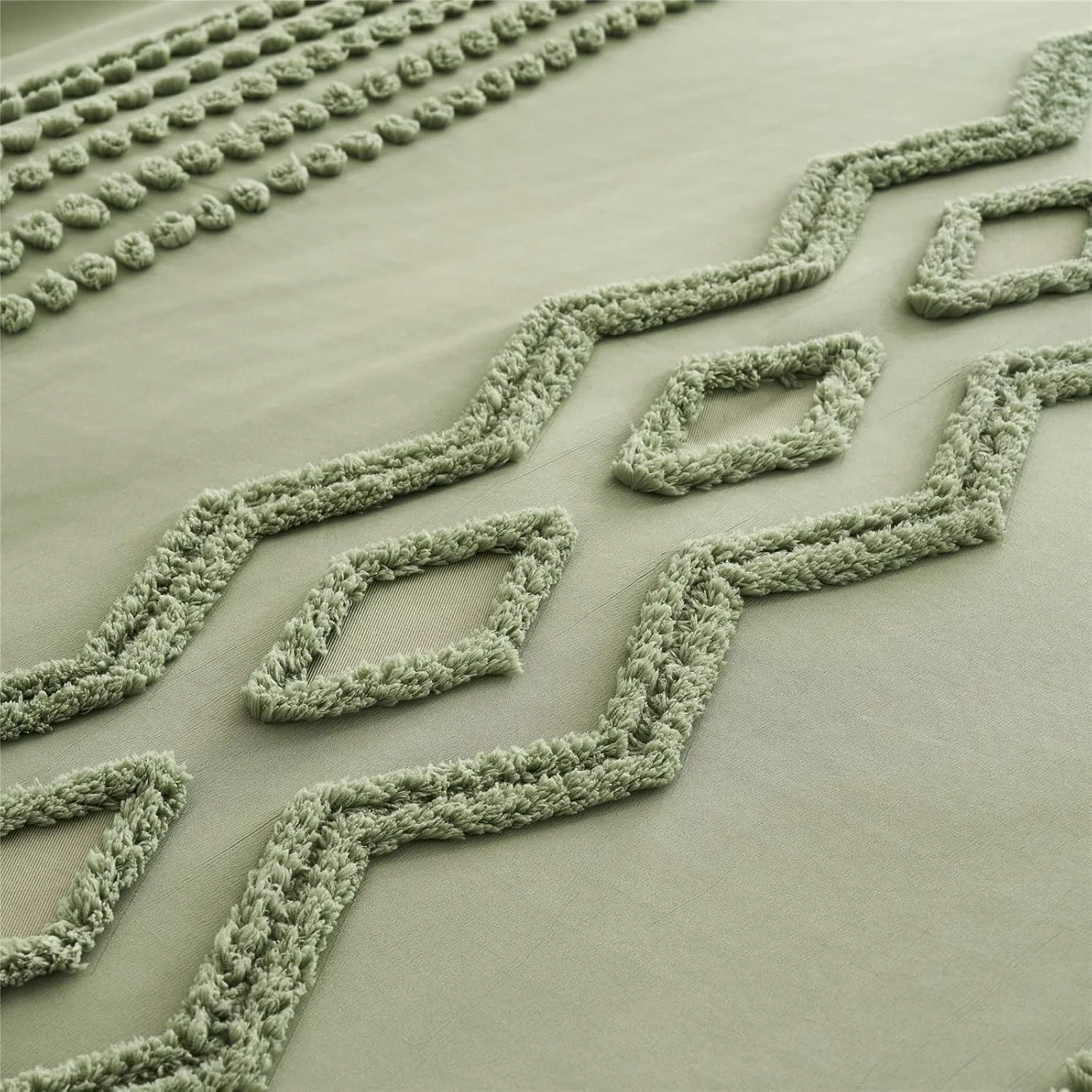 Sage Green Tufted Comforter Set Queen Size 7 Piece Bed in a Bag, Shabby Chic Boho Comforter and Sheet Set, Pom Pom Textured Bed Set, All Season Soft Microfiber Complete Bedding Set(Green,Queen)