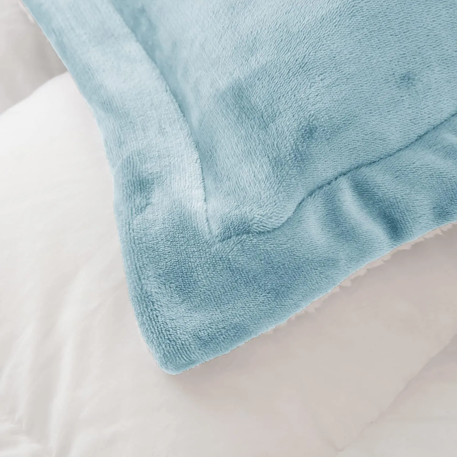 Seward Park Smoke Blue Sherpa Comforter Set Full Queen Size, All Season Soft Warm Fleece Blanket, Winter Bedding Sets with 2 Pillow Shams