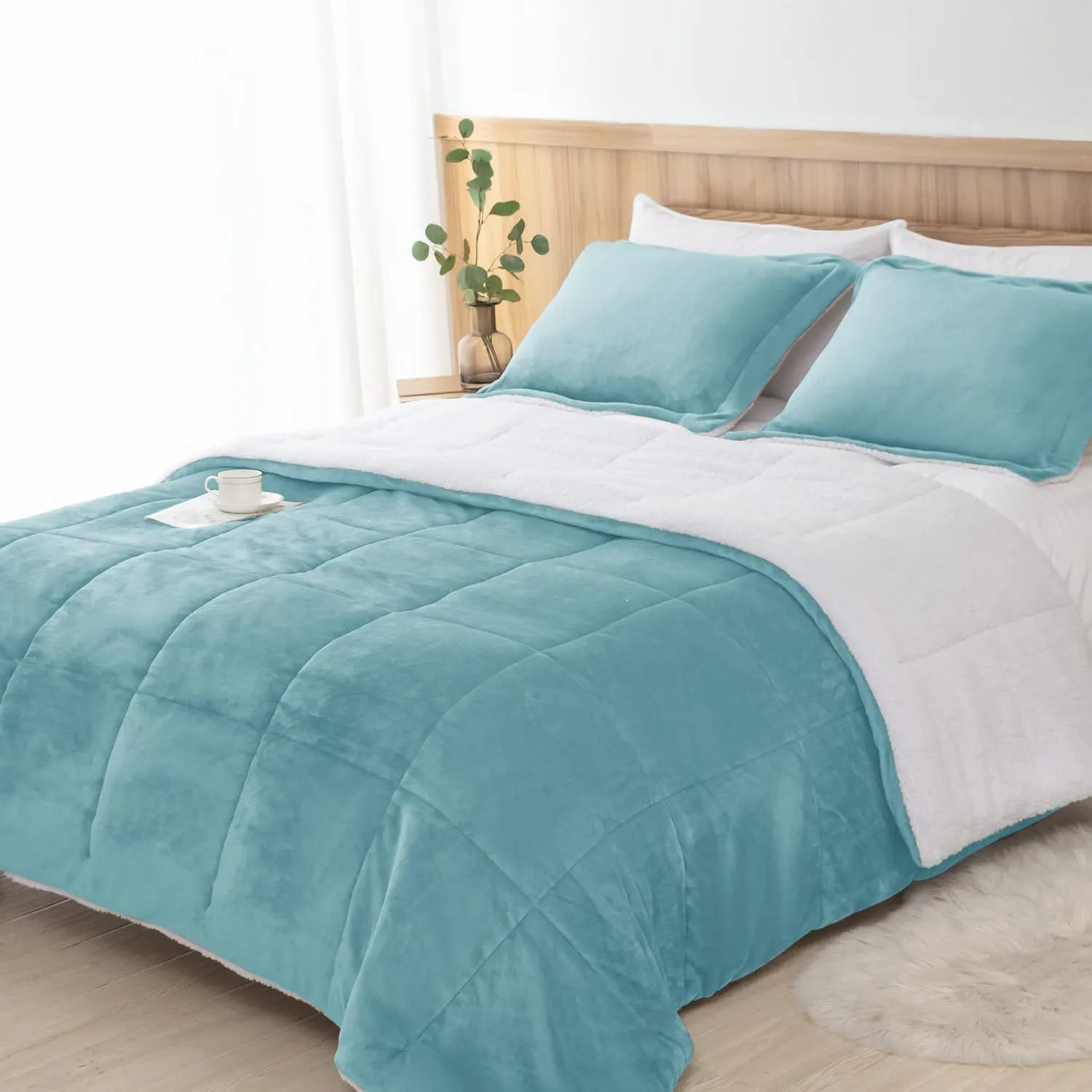 Seward Park Smoke Blue Sherpa Comforter Set Full Queen Size, All Season Soft Warm Fleece Blanket, Winter Bedding Sets with 2 Pillow Shams