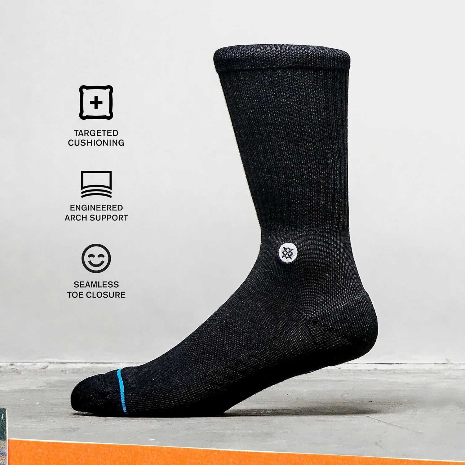 Stance Dumbo By Travis Crew Socks, Off White